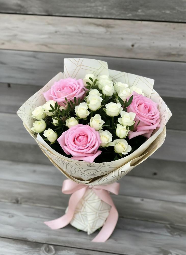 Букет цветов из: Розы в Мохсоголлохе