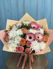 Букет цветов из:  Розы, Герберы и Хризантемы в Мохсоголлохе