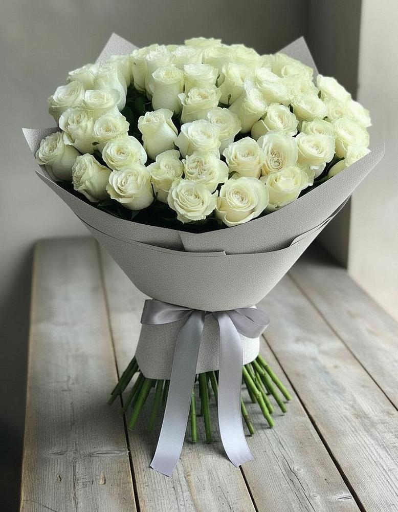 Букет 35 Белых роз в Мохсоголлохе