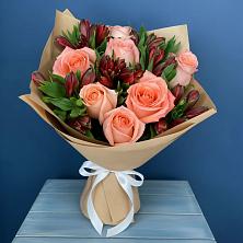 Букет цветов из:  Розы и Альстромерии в Мохсоголлохе