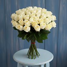 Букет 51 Белая роза Эдлесс Лав в Мохсоголлохе