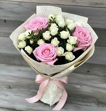 Букет цветов из:  Розы в Мохсоголлохе