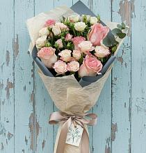 Букет цветов из:  Розы в Мохсоголлохе