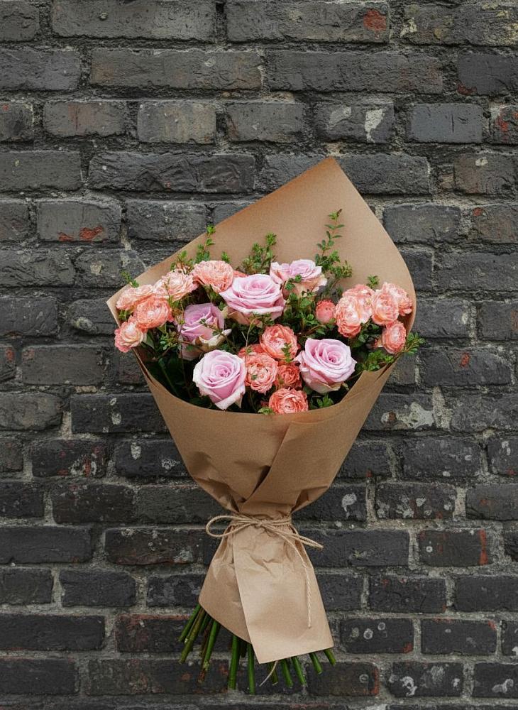 Букет цветов из: Розы в Мохсоголлохе