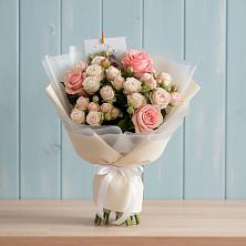 Букет цветов из:  Розы в Мохсоголлохе
