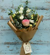 Букет цветов из:  Розы и Лизиантусы #REPLACE_PRED# Мохсоголлохе