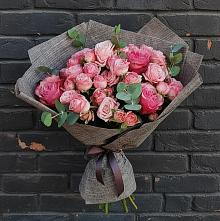 Букет цветов из:  Розы в Мохсоголлохе